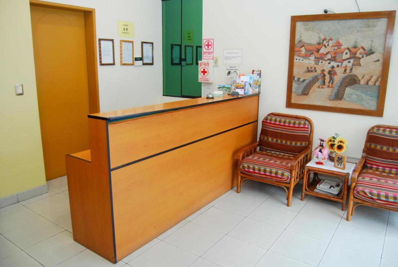 Hotel Sunflowers Inn Lima Luaran gambar